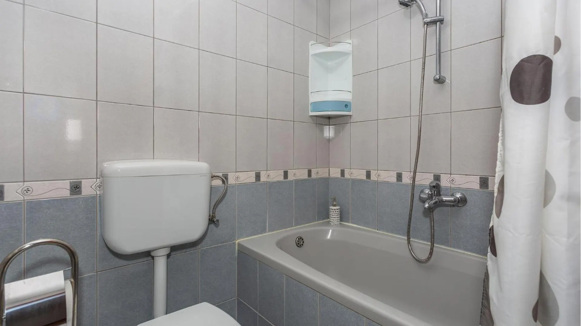 3 Bedroom Awesome Home In Mundanije 0*,  Croatia