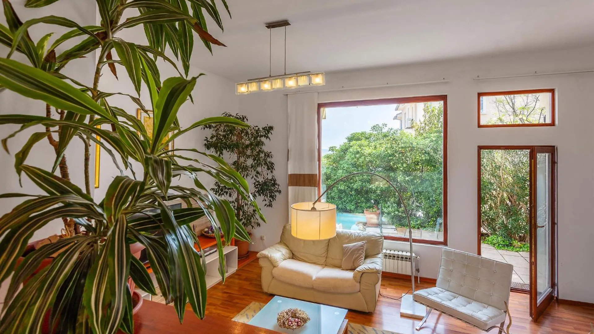 3 Bedroom Awesome Home In Mundanije Σπίτι διακοπών